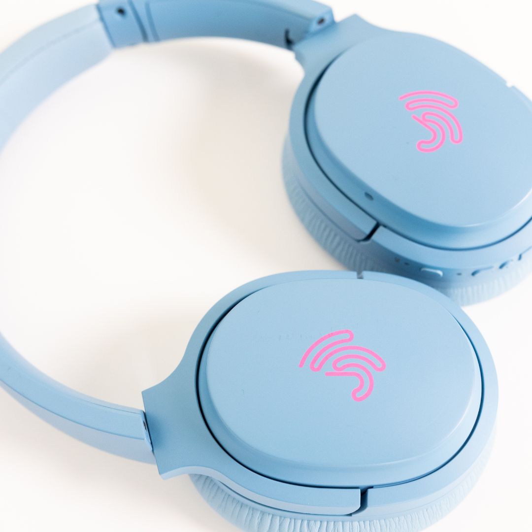 Clarity CL01 Noise Canceling Headphones with Travel Case- Blue